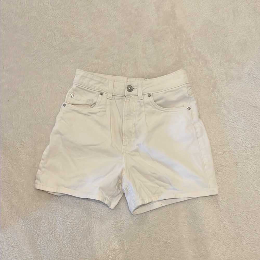 H&M White Jean Shorts High-Waisted Cut-Off